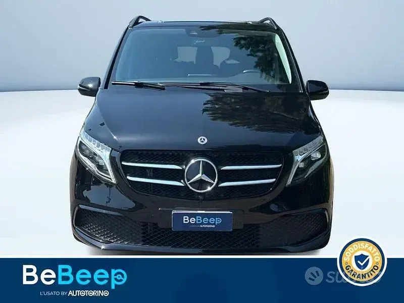 Usata Mercedes V250 Premium 190 CV (139 kW) 2022 Nero Monovolume