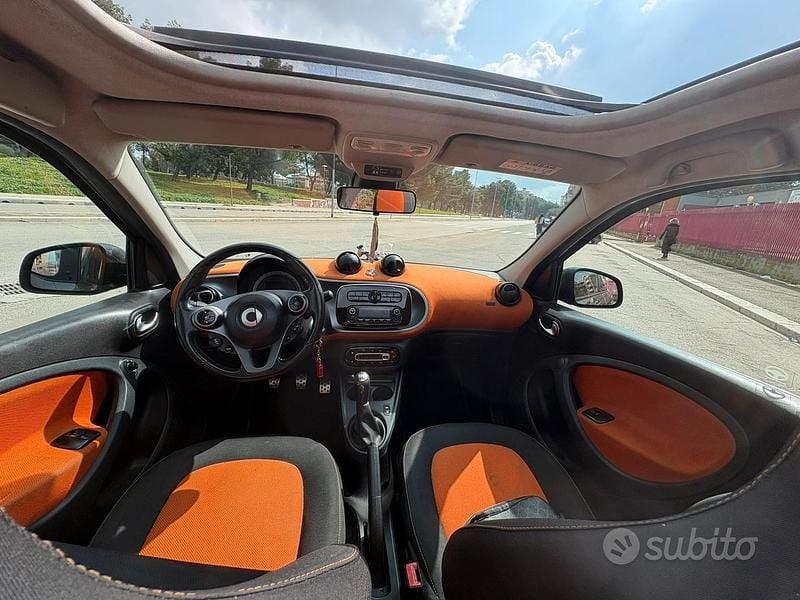 Begagnad Smart ForFour 71 HK (52 kW) 2016 Grå Halvkombi