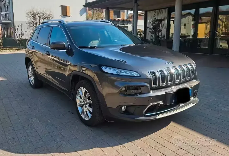Usata Jeep Cherokee 2014 Grigio SUV