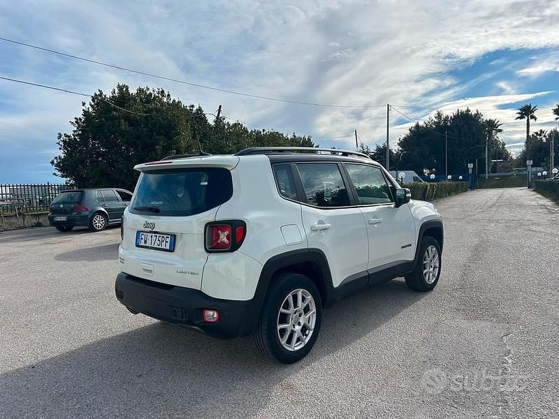 Usata Jeep Renegade Limited 140 CV (102 kW) 2019 Bianco SUV