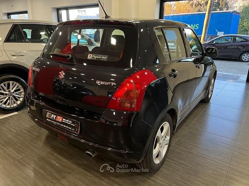 Usata Suzuki Swift GL 92 CV (67 kW) 2007 Nero Berlina