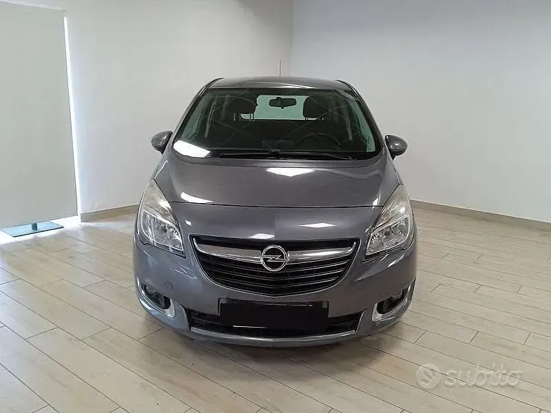 Usata Opel Meriva 120 CV (88 kW) 2017 Grigio Monovolume