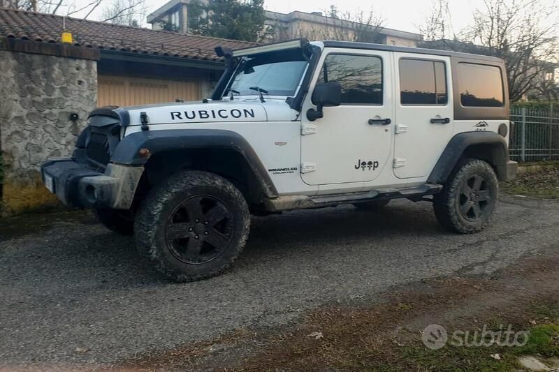 Usata Jeep Wrangler Rubicon 200 CV (147 kW) 2012 Bianco SUV