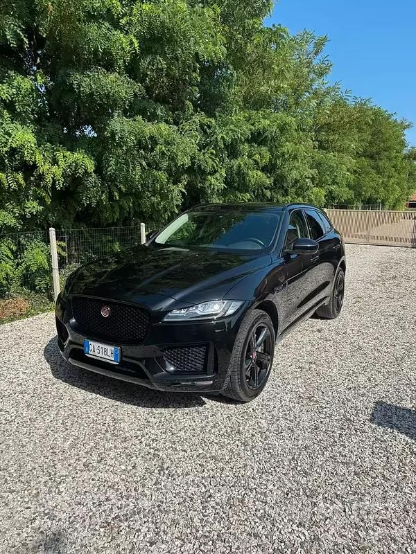 Usata Jaguar F-Pace Chequered Flag 180 CV (132 kW) 2020 Nero SUV