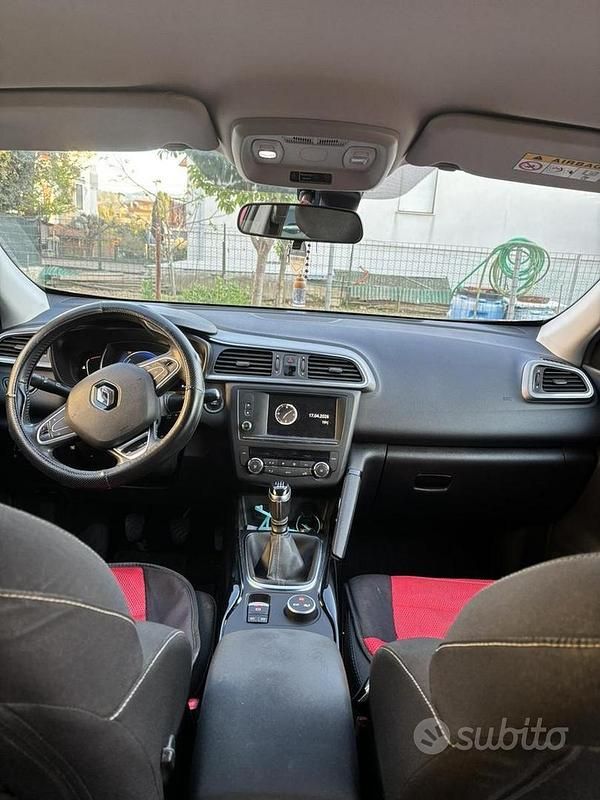 Second-hand Renault Kadjar 110 CP (80 kW) 2018 Roșu SUV