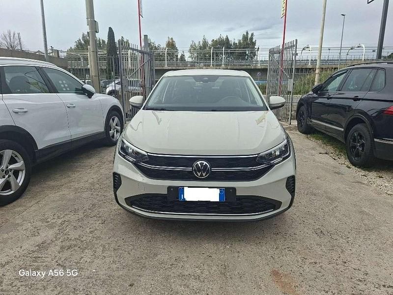 Usata VW Taigo 110 CV (80 kW) 2022 Beige SUV