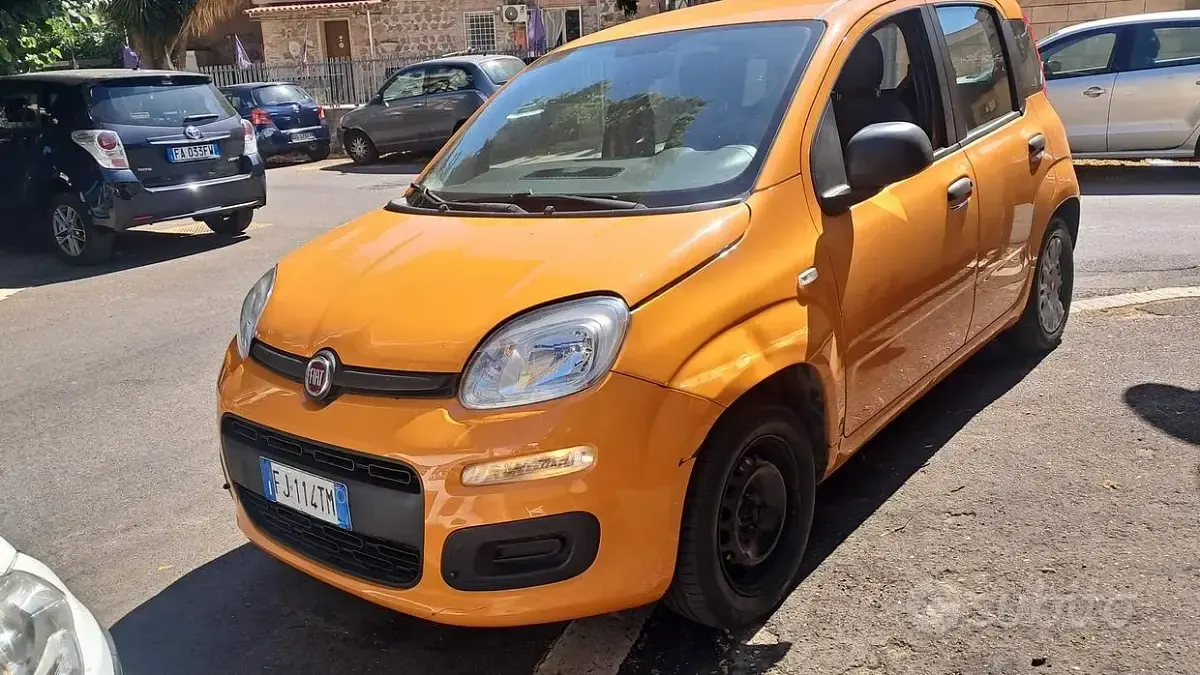 Usata Fiat Panda 69 CV (50 kW) 2017 Arancione Utilitaria