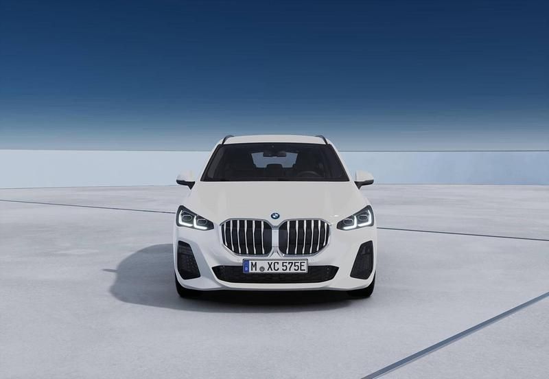 Nuova BMW 225 Active Tourer M Sport 136 CV (100 kW) 2025 Alpin white Monovolume