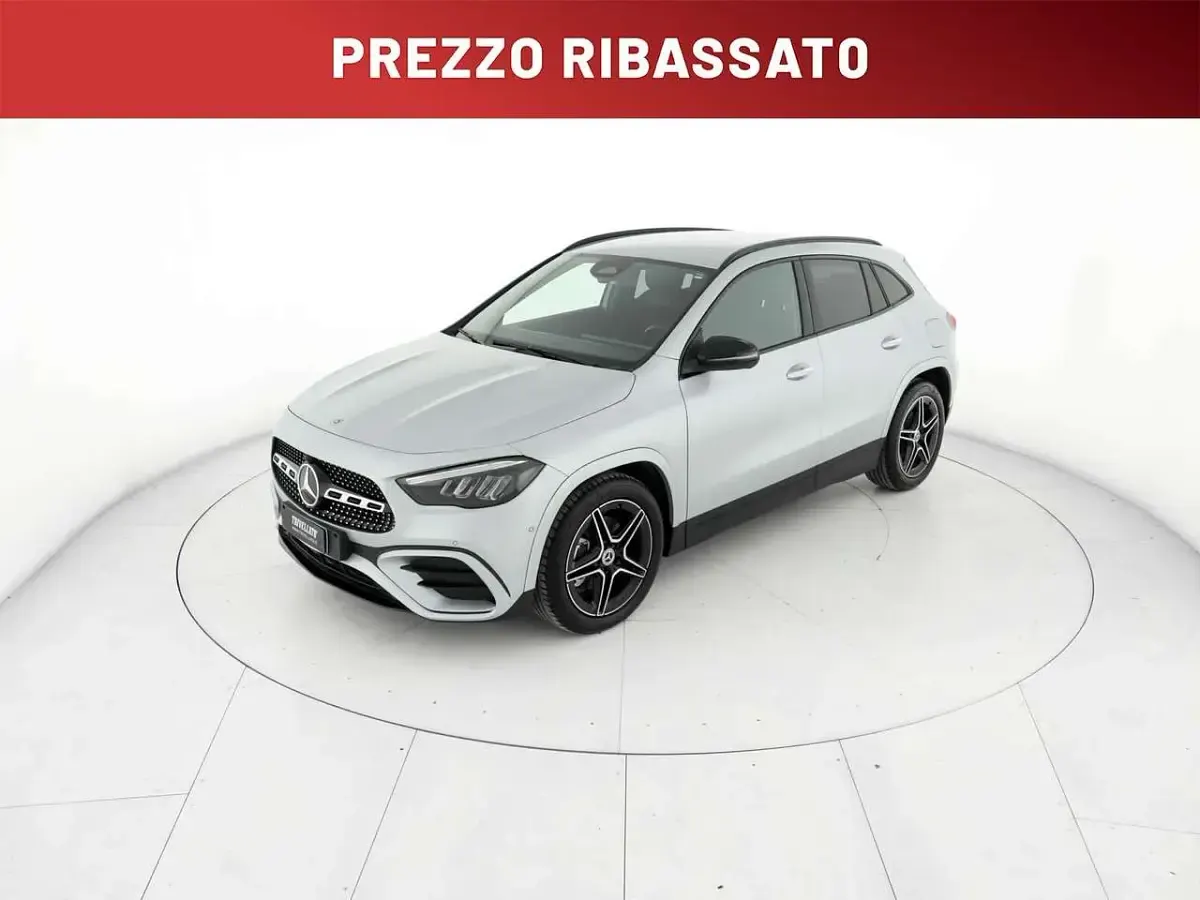 Usata Mercedes GLA200 Advanced Plus 150 CV (110 kW) 2024 Argento SUV
