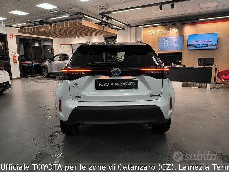 Usata Toyota Yaris Cross Trend 115 CV (84 kW) 2022 Bianco SUV
