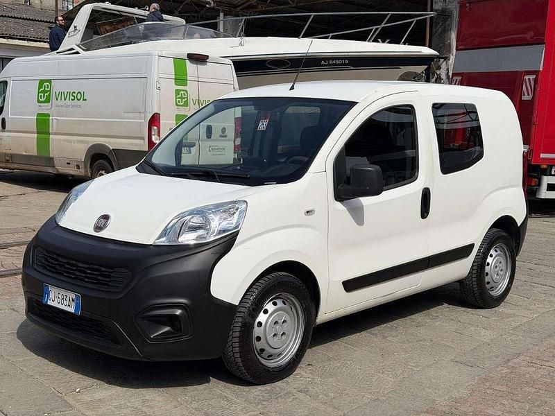 Usata Fiat Fiorino Trekking 80 CV (58 kW) 2022 Bianco Monovolume