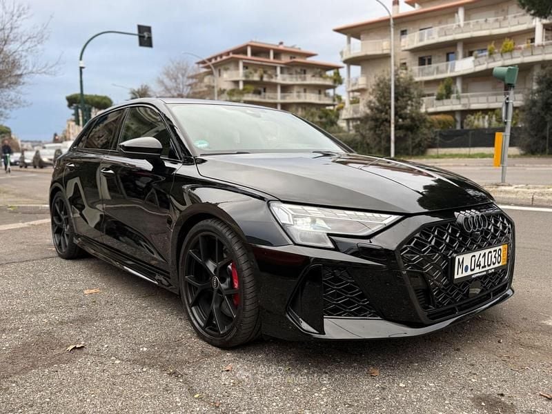 Usata Audi RS3 400 CV (294 kW) 2025 Nero Berlina