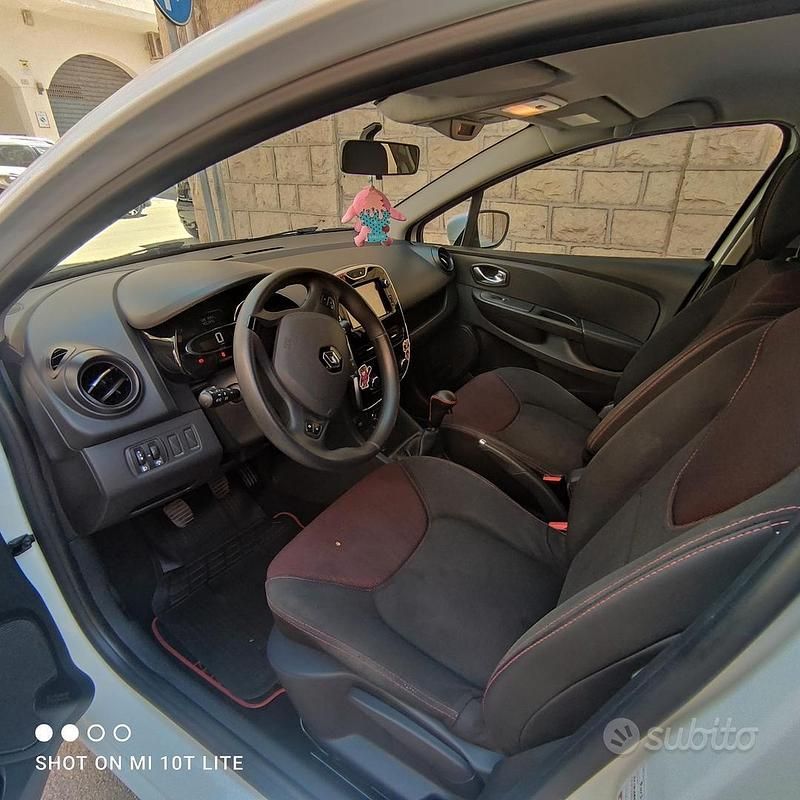 Usata Renault Clio GrandTour 75 CV (55 kW) 2015 Station wagon