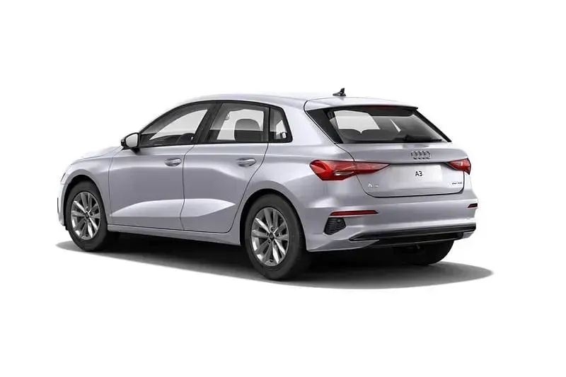 Usata Audi A3 Sportback Advanced 116 CV (85 kW) 2024 Blu Utilitaria