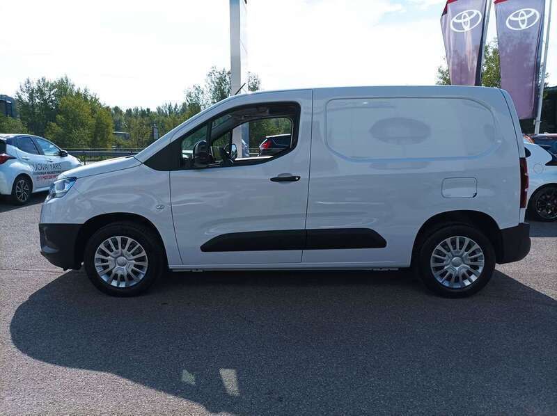Usata Toyota Proace Comfort 131 CV (96 kW) 2024 Bianco Monovolume