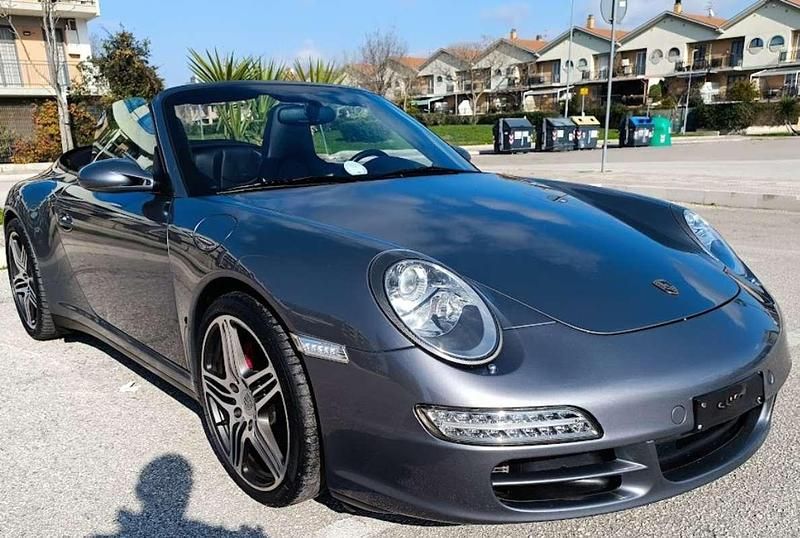 Usata Porsche 911 Carrera S Cabriolet 355 CV (261 kW) 2005 Grigio Cabrio