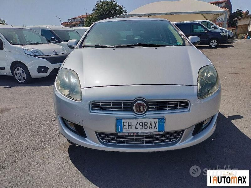 Usata Fiat Bravo Dynamic 120 CV (88 kW) 2011 Nessuno(met.) Utilitaria