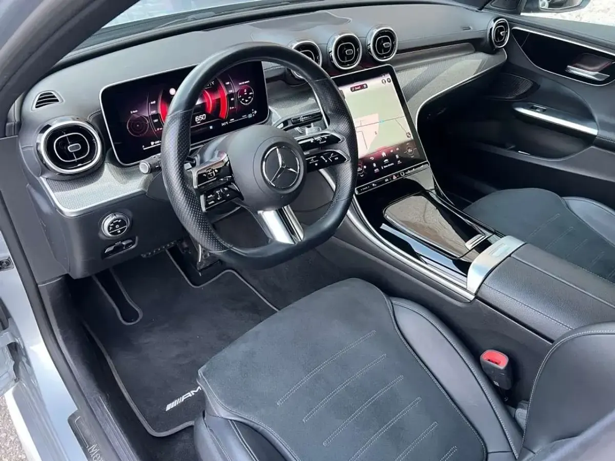 Usata Mercedes C220 AMG line 200 CV (147 kW) 2021 Argento Berlina