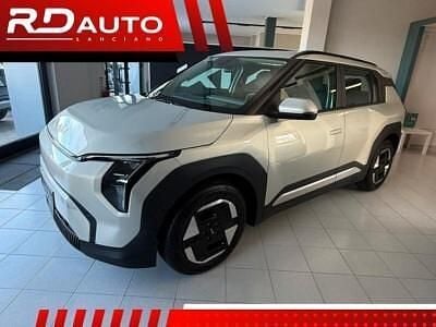 Argento Nuova 2025 Kia EV3 Air SUV | 32.500 € (Super prezzo) - Immagine 1/1