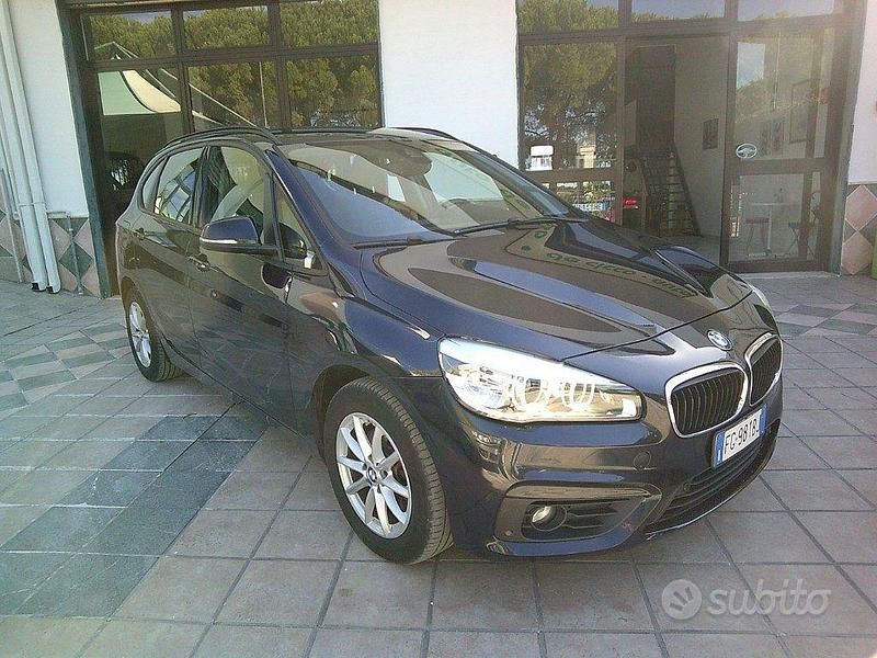 Usata BMW 216 Active Tourer Sport Line 116 CV (85 kW) 2016 Blu Monovolume