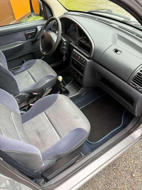 Usata Citroën Berlingo 109 CV (80 kW) 2002 Argento Monovolume