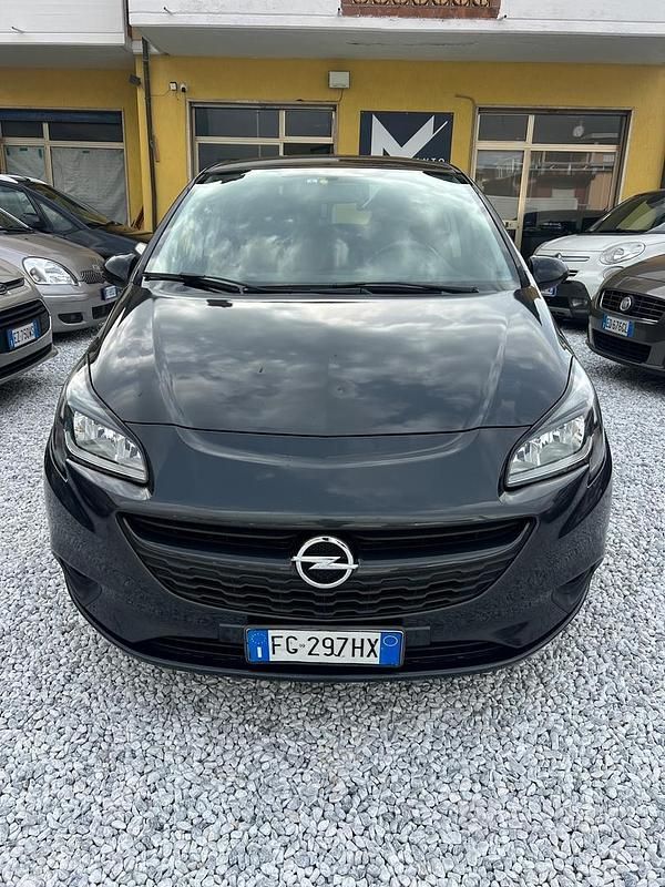 Usata Opel Corsa Innovation 90 CV (66 kW) 2017 Nero Berlina