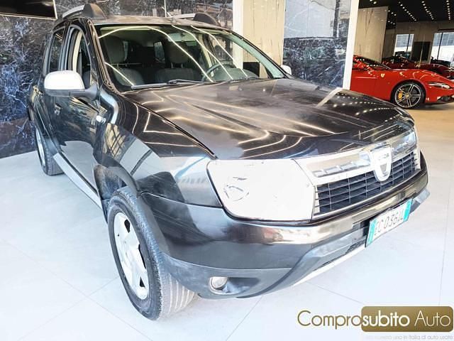 Usata Dacia Duster Lauréate 110 CV (80 kW) 2010 Nero SUV