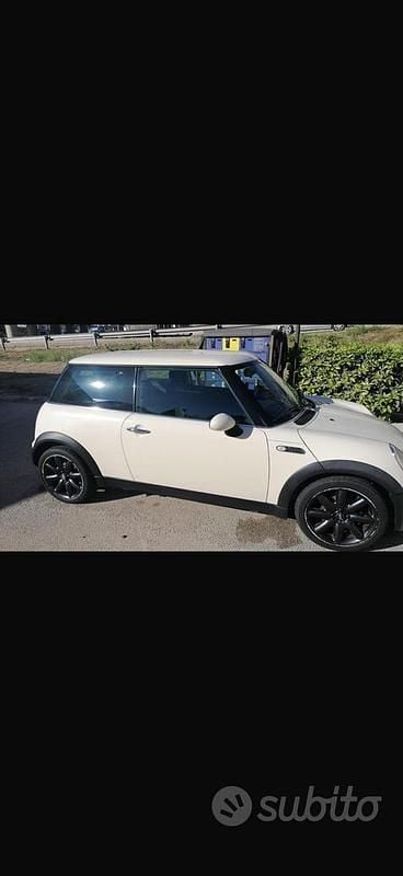 Usata Mini Cooper 2005 Utilitaria