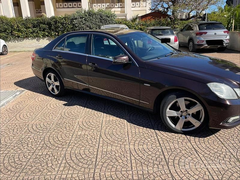 Usata Mercedes E350 Avantgarde 272 CV (200 kW) 2010 Berlina