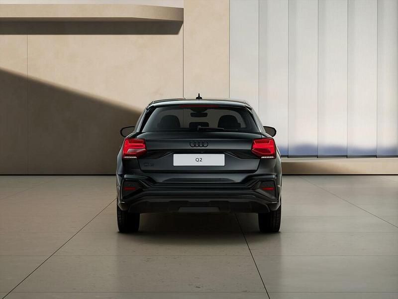 Nuova Audi Q2 S-Line 2026 Nero mito metallizzato SUV