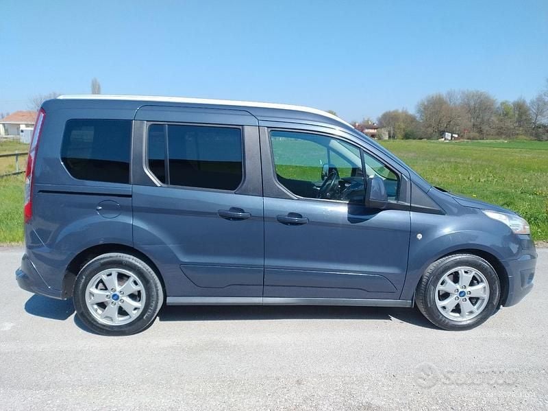 Usata Ford Tourneo Connect 2014 Grigio Monovolume