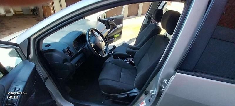 Usata Toyota Corolla Verso 110 CV (80 kW) 2007 Beige Monovolume