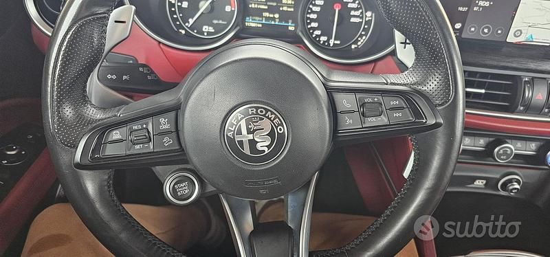 Usata Alfa Romeo Stelvio 190 CV (139 kW) 2020 Grigio SUV