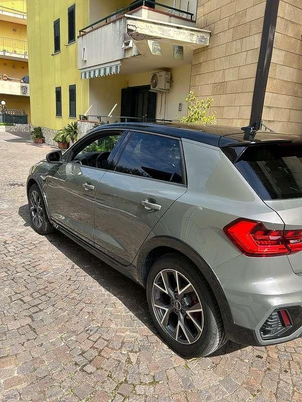 Usata Audi A1 Ambiente 110 CV (80 kW) 2022 Grigio SUV