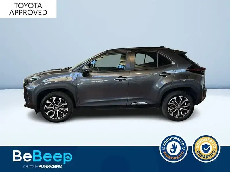 Usata Toyota Yaris Cross Trend 116 CV (85 kW) 2023 Grigio SUV