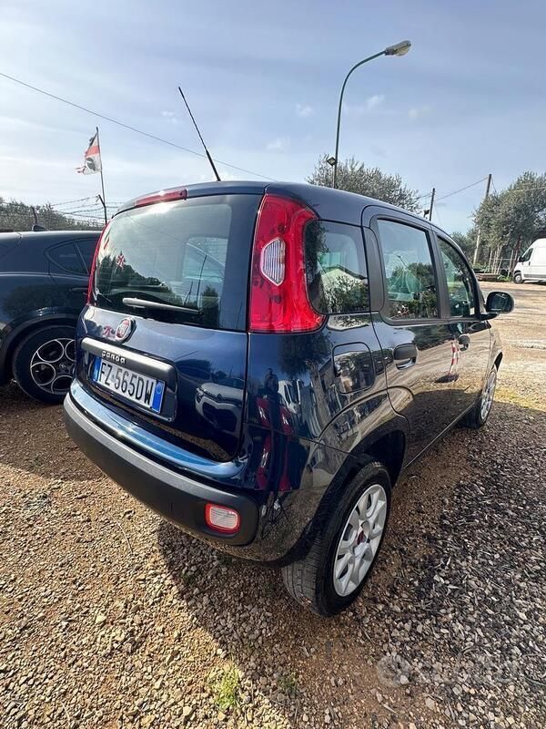 Usata Fiat Panda Easy 85 CV (62 kW) 2019 Blu Utilitaria
