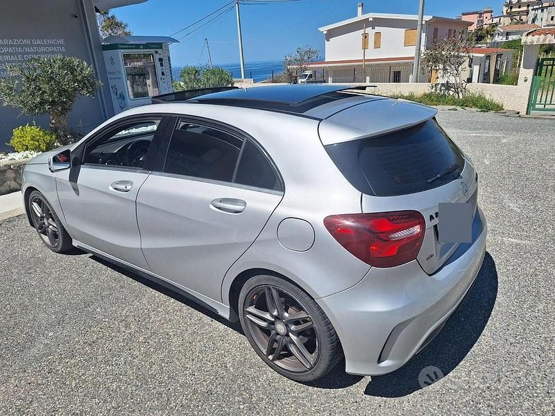 Usata Mercedes A220 AMG line 140 CV (102 kW) 2016 Grigio Station wagon