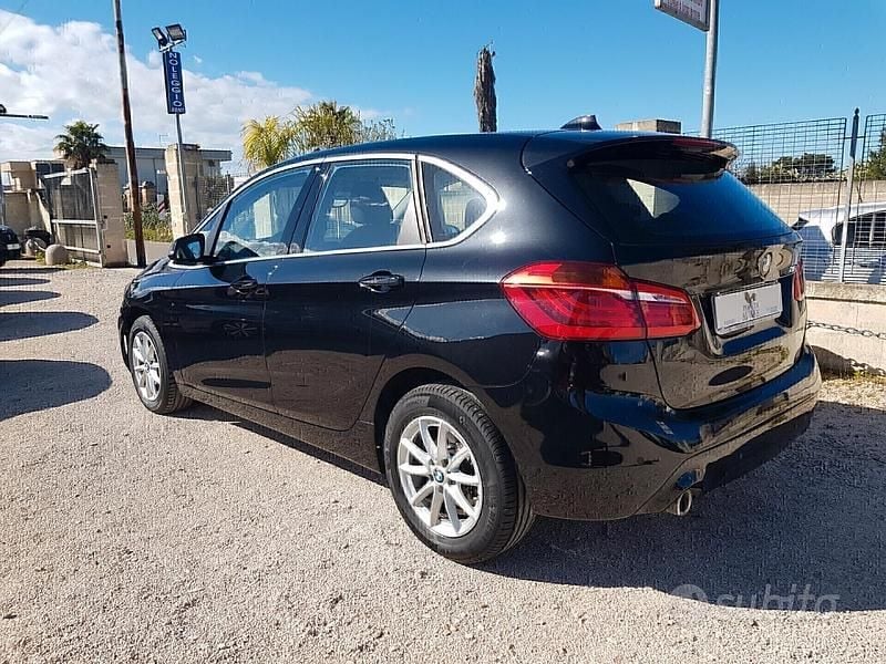 Usata BMW 216 Active Tourer Efficient Dynamics 116 CV (85 kW) 2018 Nero Monovolume