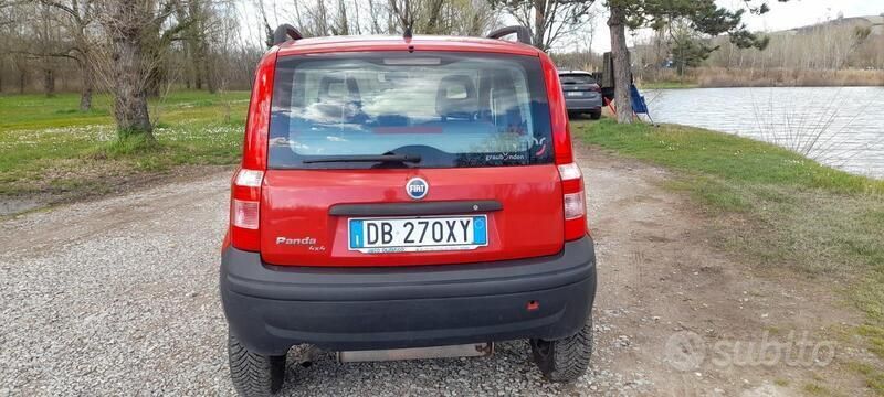 Rosso Usata 2019 Fiat Panda Utilitaria | 4500 € (Super prezzo) - Immagine 1/4