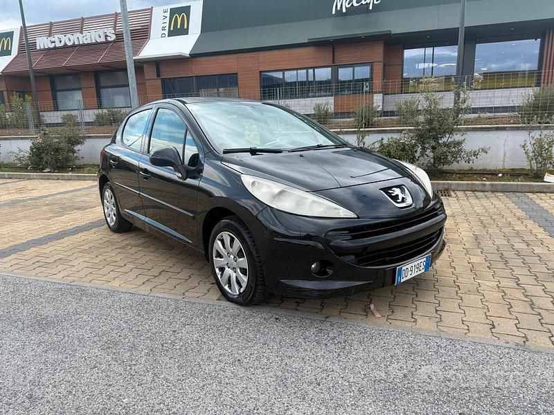 Usata Peugeot 207 70 CV (51 kW) 2007 Nero Berlina