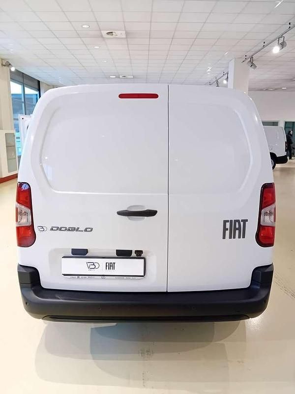 Nuova Fiat Doblò Easy 101 CV (74 kW) 2025 Bianco pastello Monovolume
