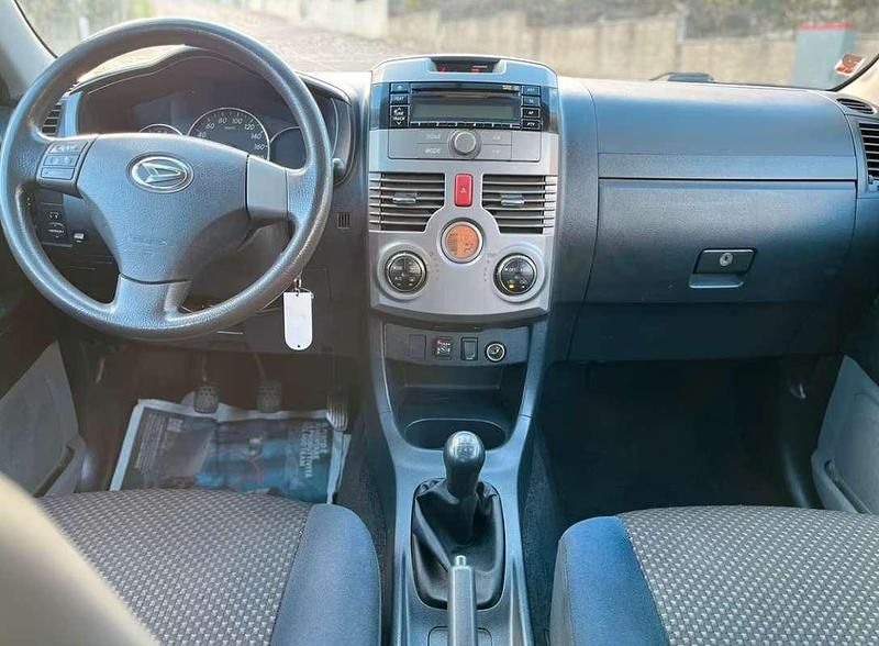 Usata Daihatsu Terios 105 CV (77 kW) 2009 Verde SUV