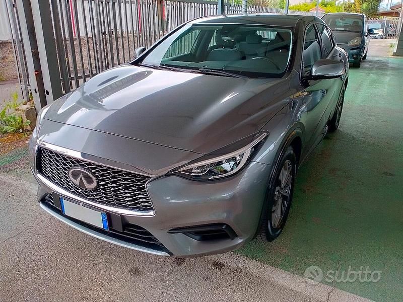 Usata 2017 Infiniti Q30 Due volumi | 10.990 € (Ottimo prezzo) - Immagine 1/4