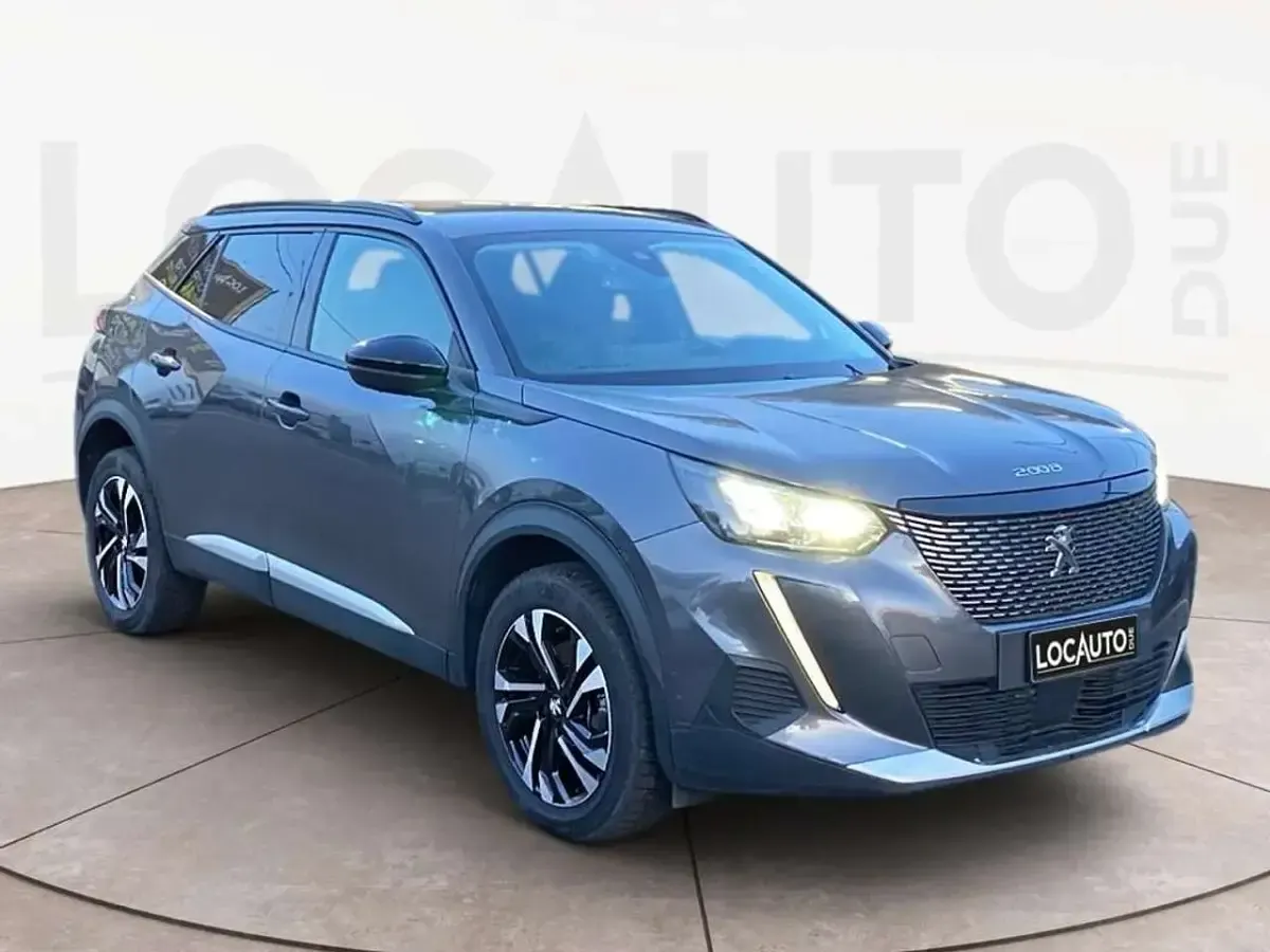 Brugt Peugeot 2008 Allure 131 HK (96 kW) 2022 Grå SUV