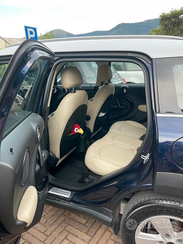 Usata Mini Cooper D Countryman Business 111 CV (81 kW) 2016 Blu/azzurro SUV