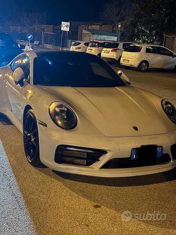 Usata Porsche 911 Carrera 394 CV (289 kW) 2024 Coupé