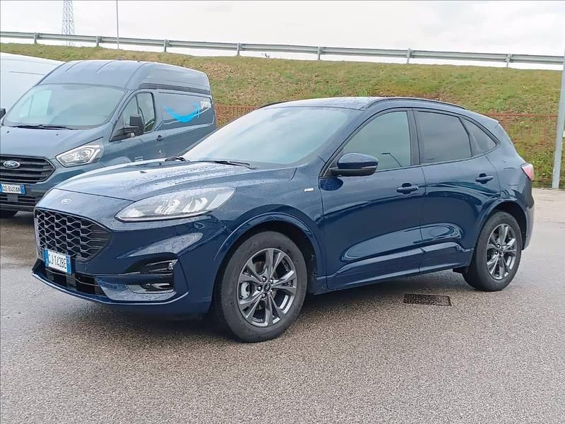 Usata Ford Kuga ST-Line 190 CV (139 kW) 2022 Blu SUV