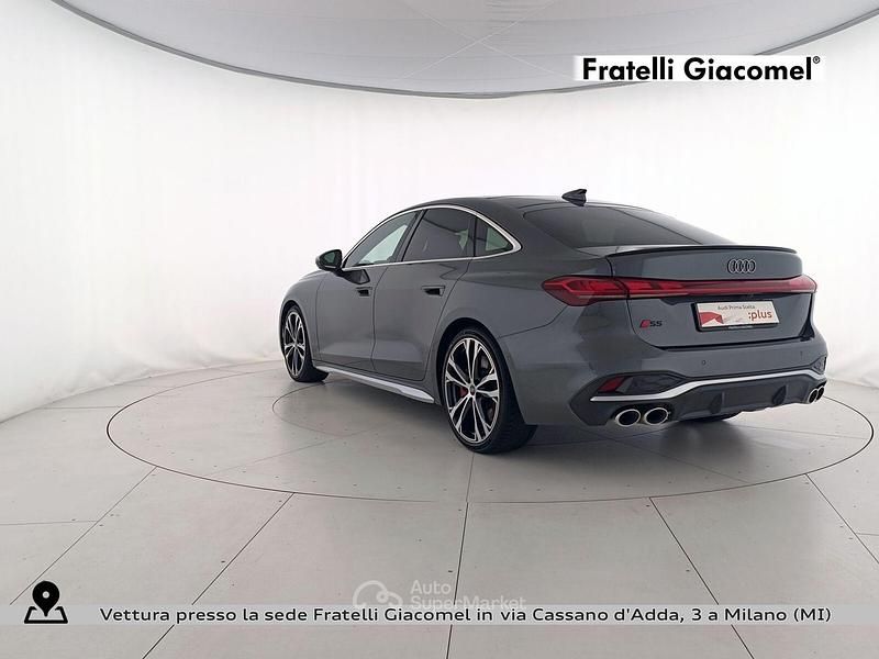 Usata Audi S5 Ambiente 367 CV (269 kW) 2024 Grigio daytona perlato Berlina