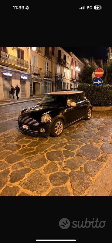 Usata Mini Cooper 112 CV (82 kW) 2011 Blu Utilitaria