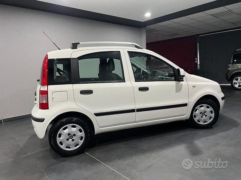 Usata Fiat Panda 69 CV (50 kW) 2012 Bianco Utilitaria
